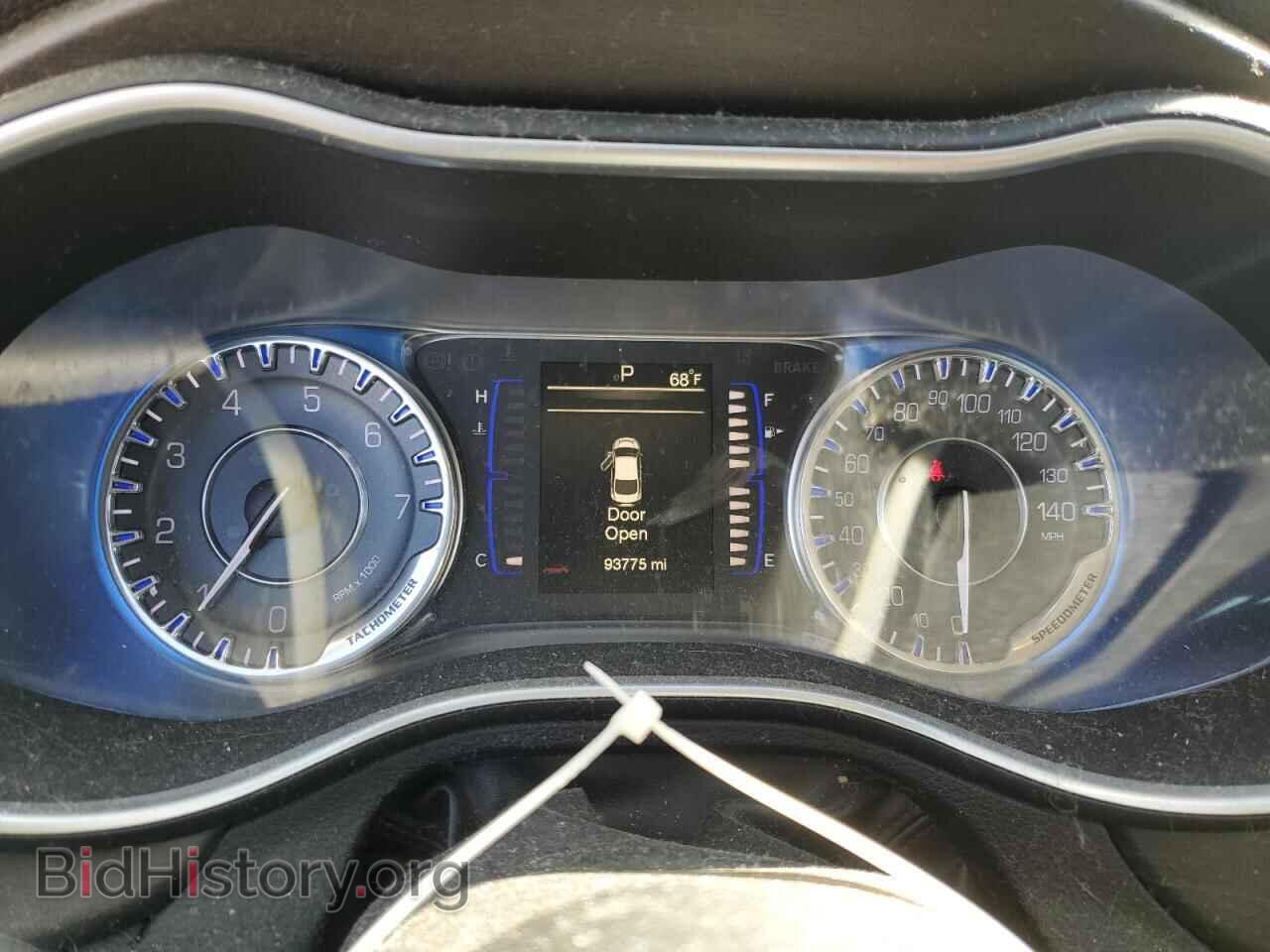 2016 CHRYSLER 200 - VIN: 1C3CCCAB3GN120589 - Фото 9