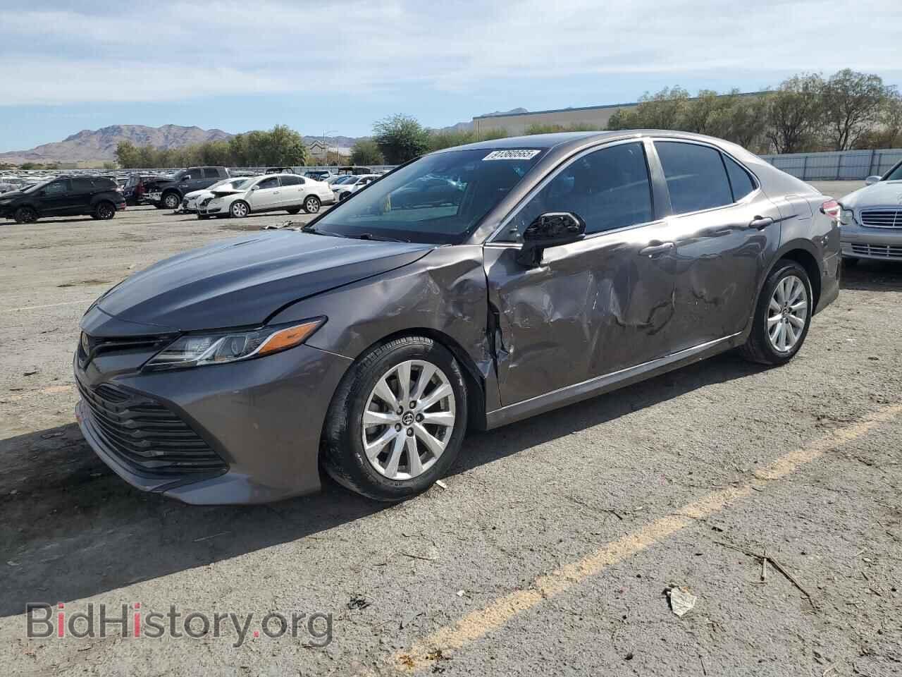 Фотография 4T1B11HK3JU625726 - TOYOTA CAMRY 2018