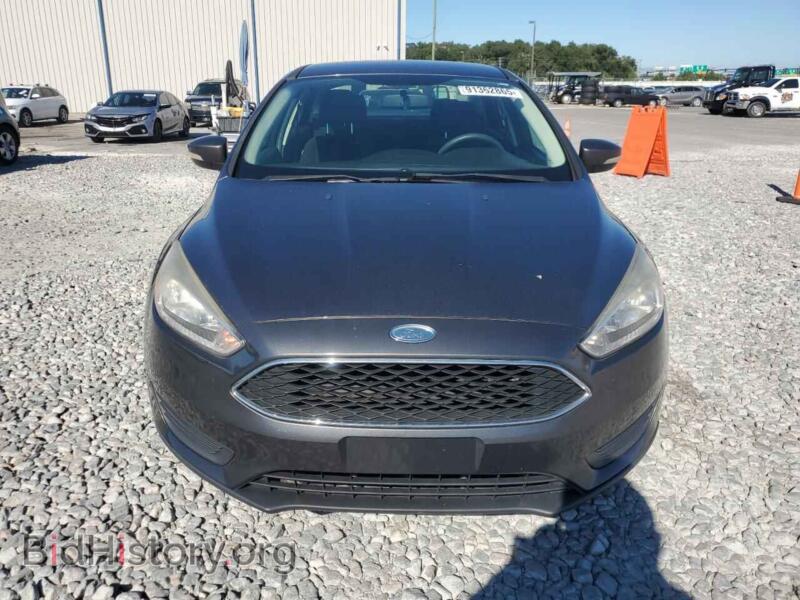 2017 Ford FOCUS (VIN 1FADP3F24HL346172) — photo 5 of 14