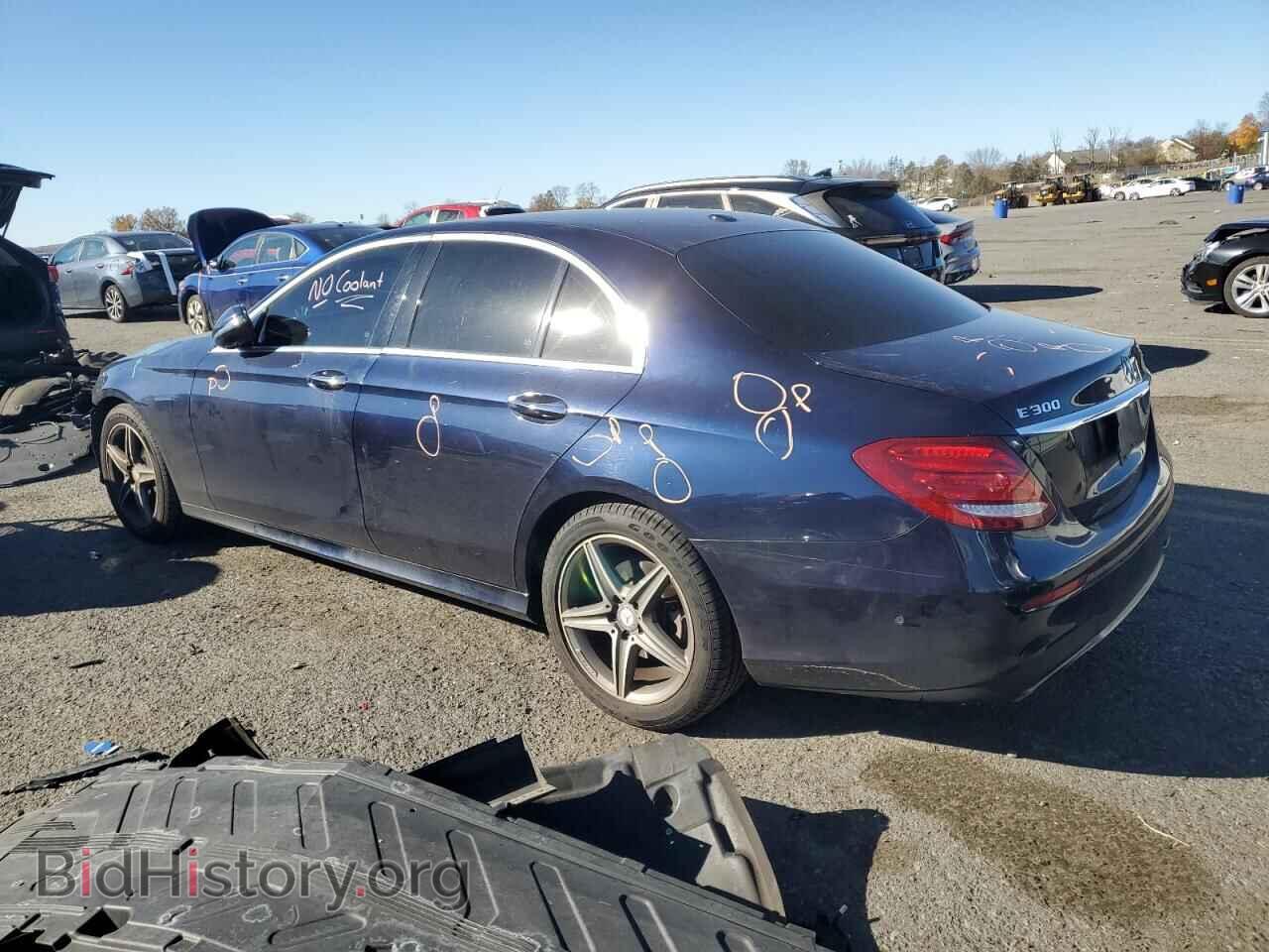 2017 MERCEDES-BENZ E-CLASS - VIN: WDDZF4KBXHA027617 - Фото 2