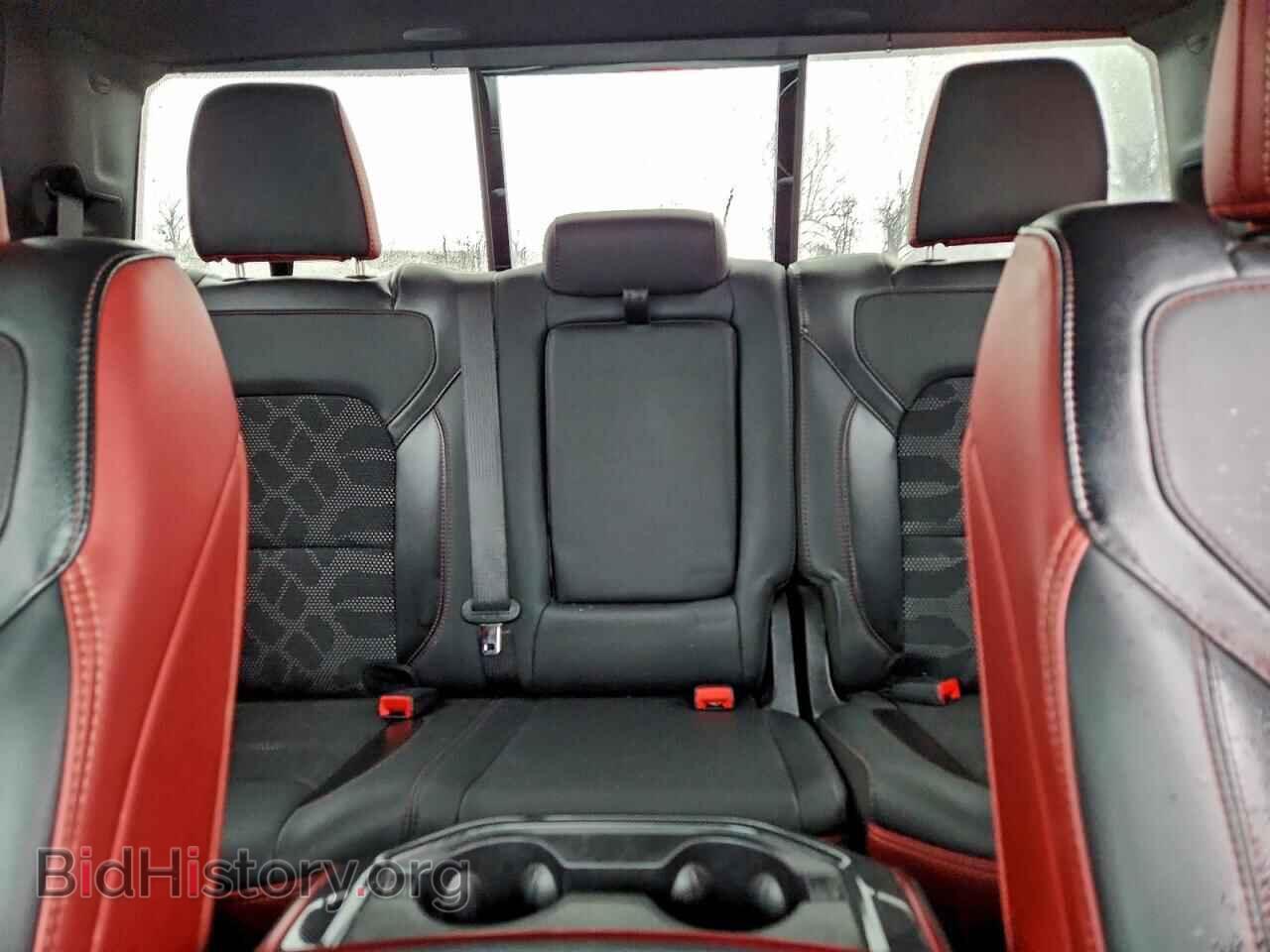 2020 RAM 1500 - VIN: 1C6SRFET4LN230272 - Фото 10
