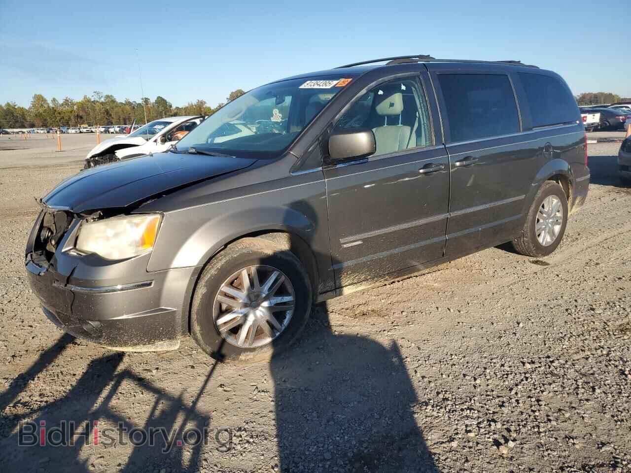 Photo 2A4RR5D17AR279431 - CHRYSLER MINIVAN 2010
