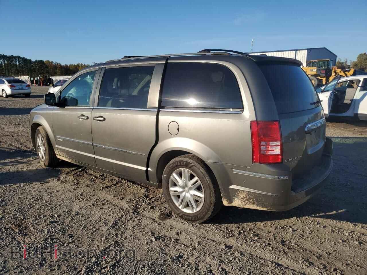 2010 CHRYSLER MINIVAN - VIN: 2A4RR5D17AR279431 - Фото 2