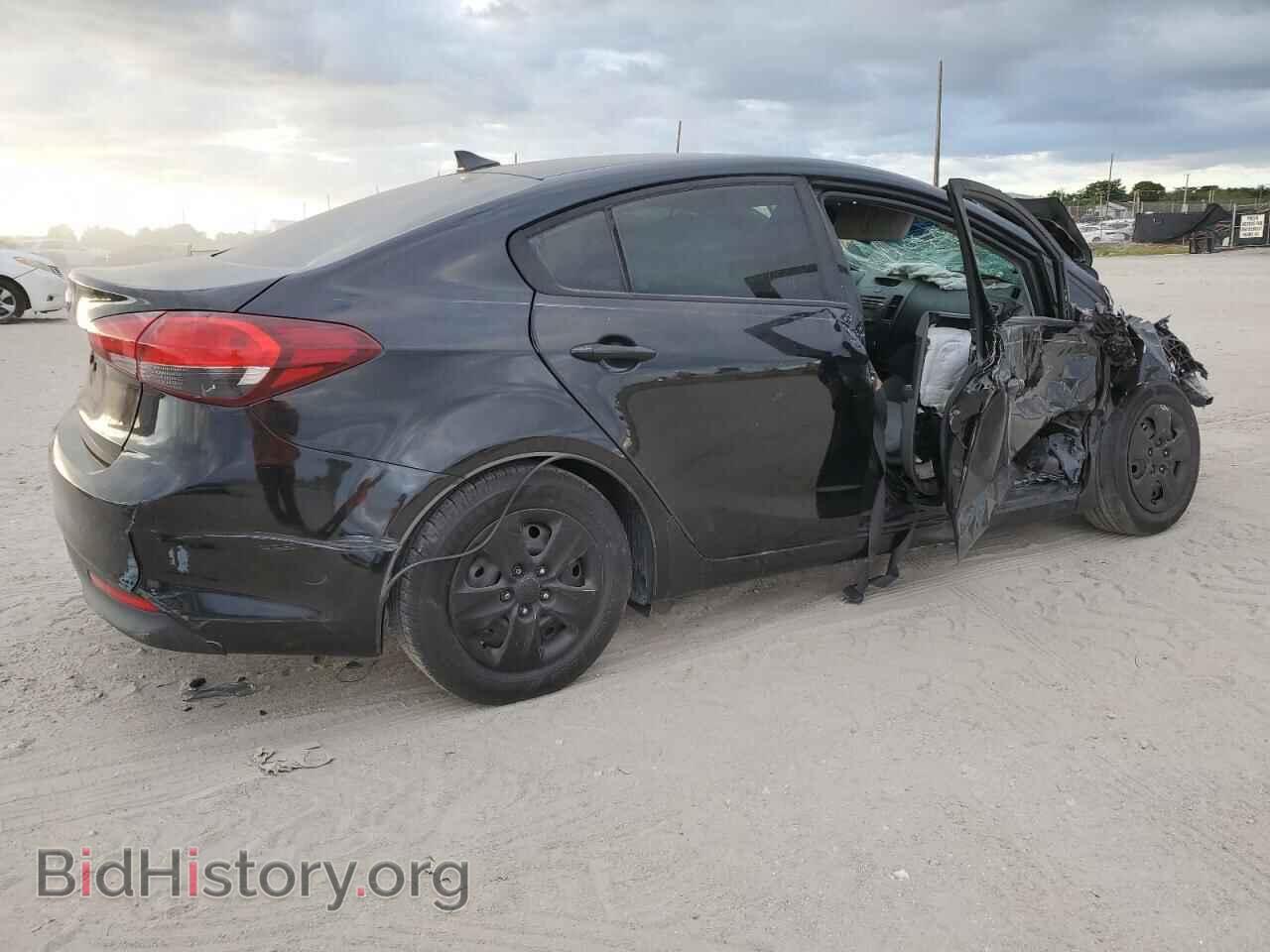 2017 KIA FORTE - VIN: 3KPFK4A74HE111242 - Фото 3