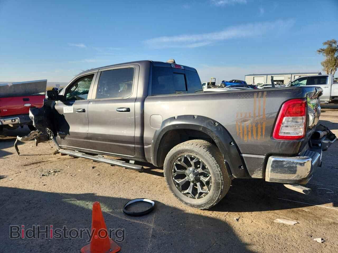 2020 RAM 1500 - VIN: 1C6SRFFT7LN290951 - Фото 2