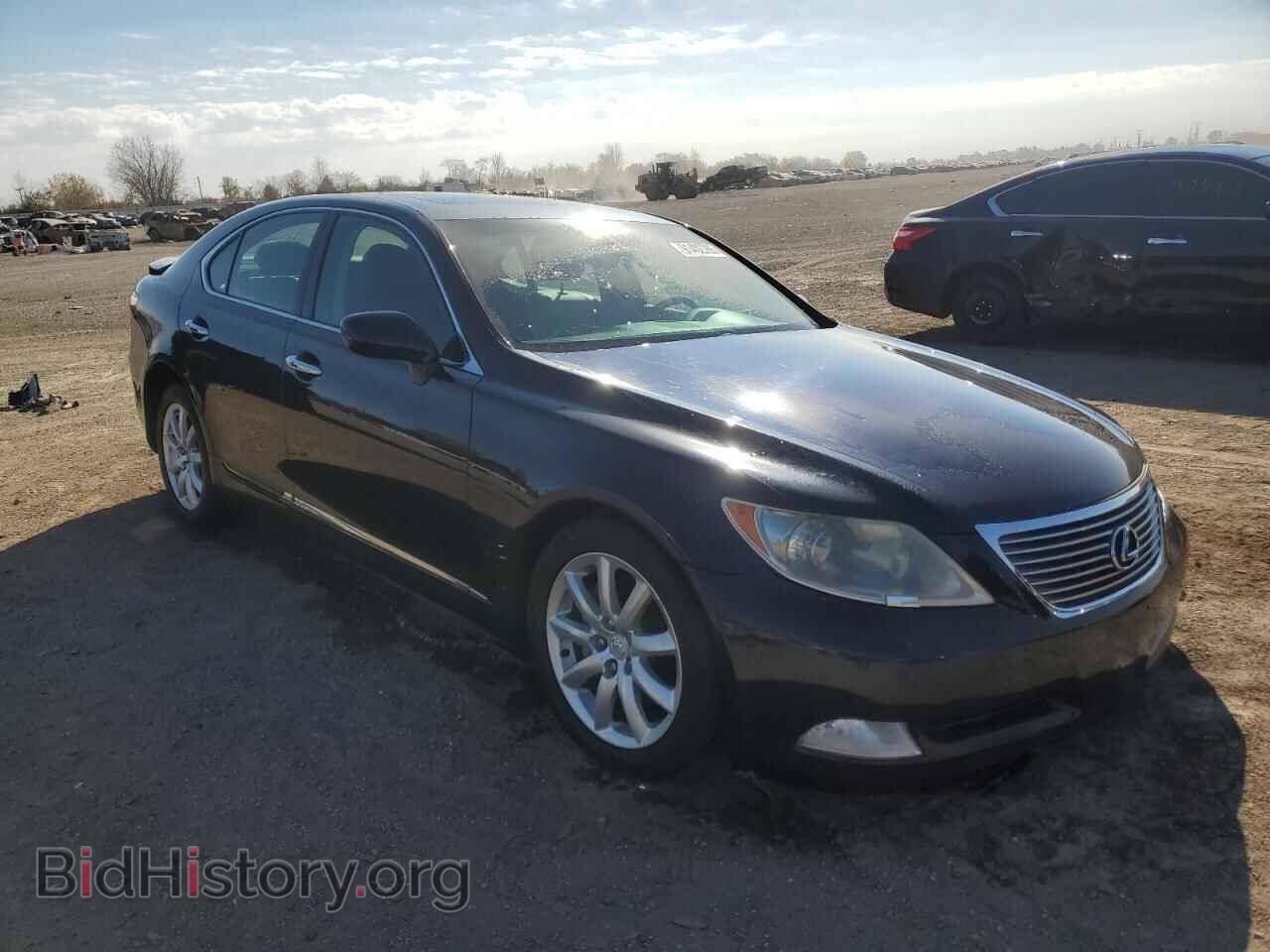 2007 LEXUS LS460 - VIN: JTHBL46FX75045302 - Photo 4
