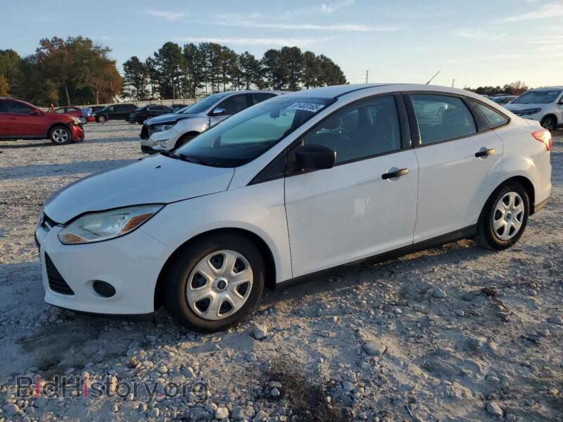 2014 Ford FOCUS S (VIN 1FADP3E26EL112581) — фото 1 из 12, Copart, повреждение: мелкие вмятины и царапины