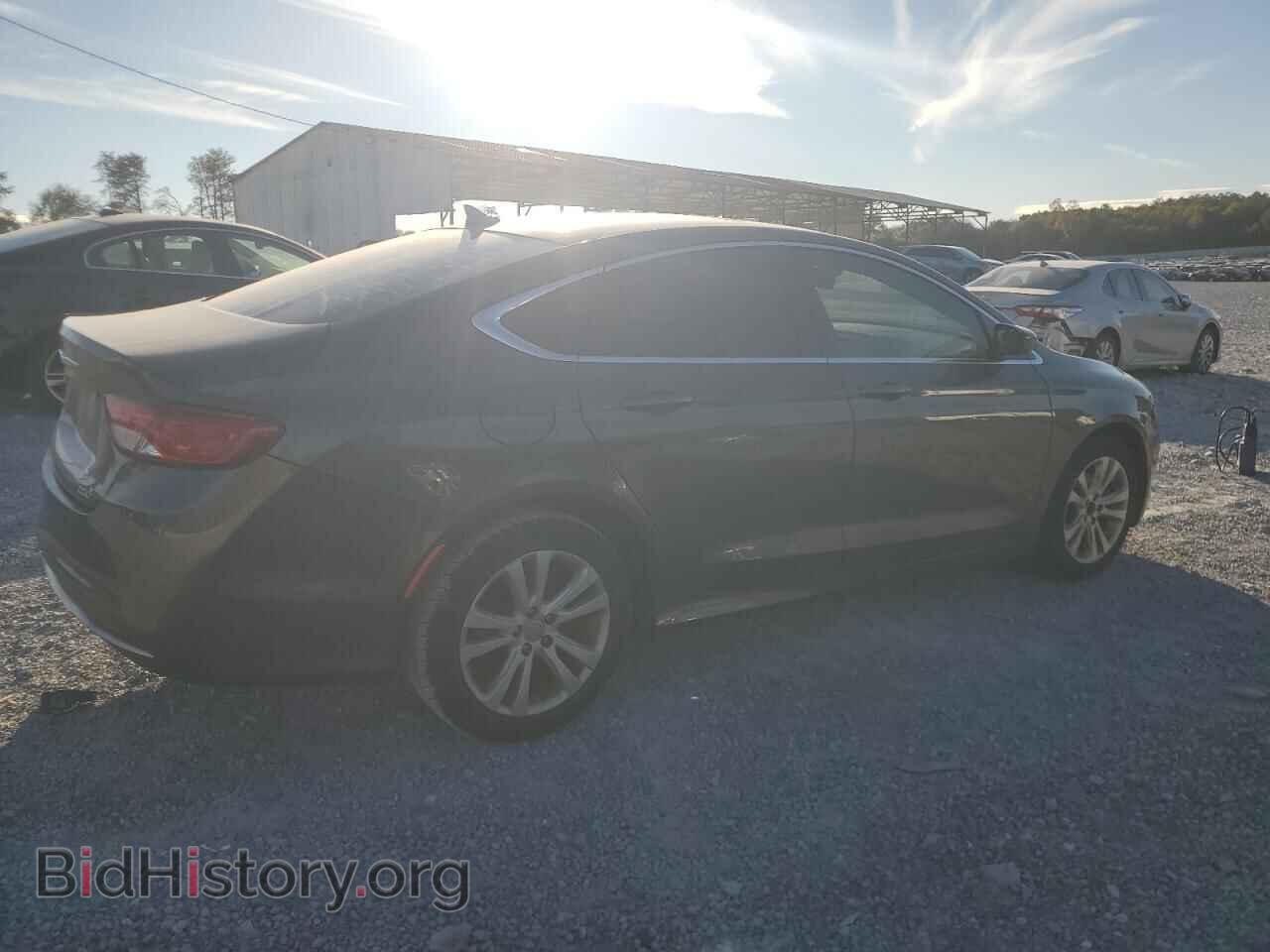 2016 CHRYSLER 200 - VIN: 1C3CCCAB8GN155936 - Photo 3