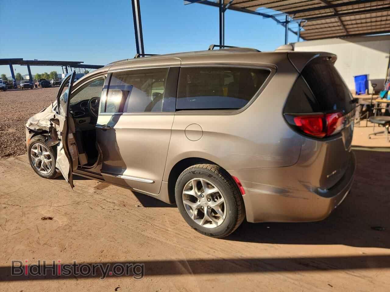 2017 CHRYSLER PACIFICA - VIN: 2C4RC1GG2HR537560 - Фото 2