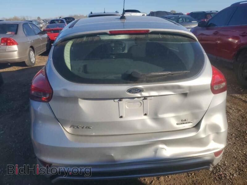 2016 Ford FOCUS (VIN 1FADP3K29GL377664) — фото 6 из 12