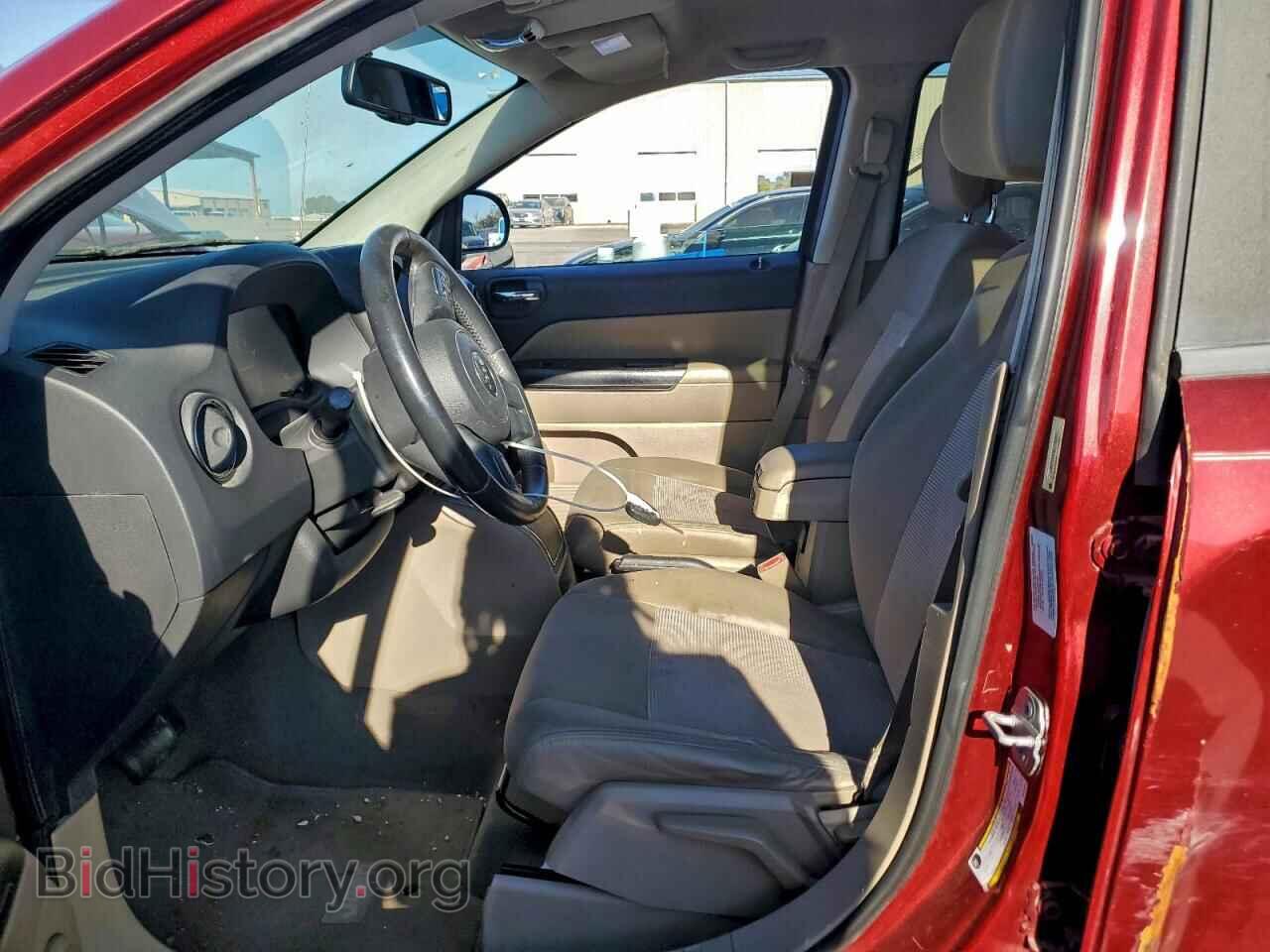 2011 JEEP COMPASS - VIN: 1J4NT1FAXBD170424 - Фото 7