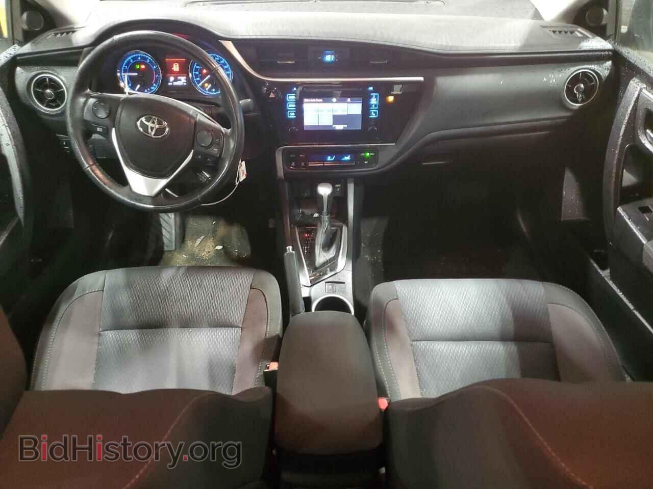 2017 TOYOTA COROLLA - VIN: 2T1BURHE2HC907772 - Фото 8