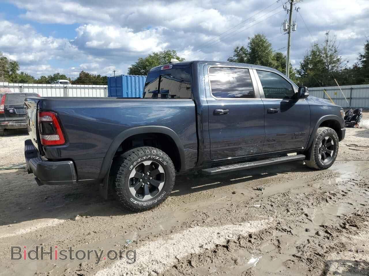 2020 RAM 1500 - VIN: 1C6SRFLT4LN411889 - Фото 3