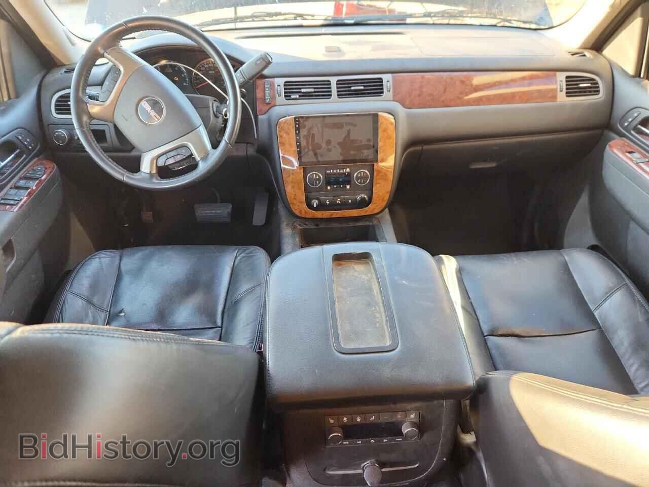 2010 GMC YUKON - VIN: 1GKMCCE30AR144792 - Photo 8