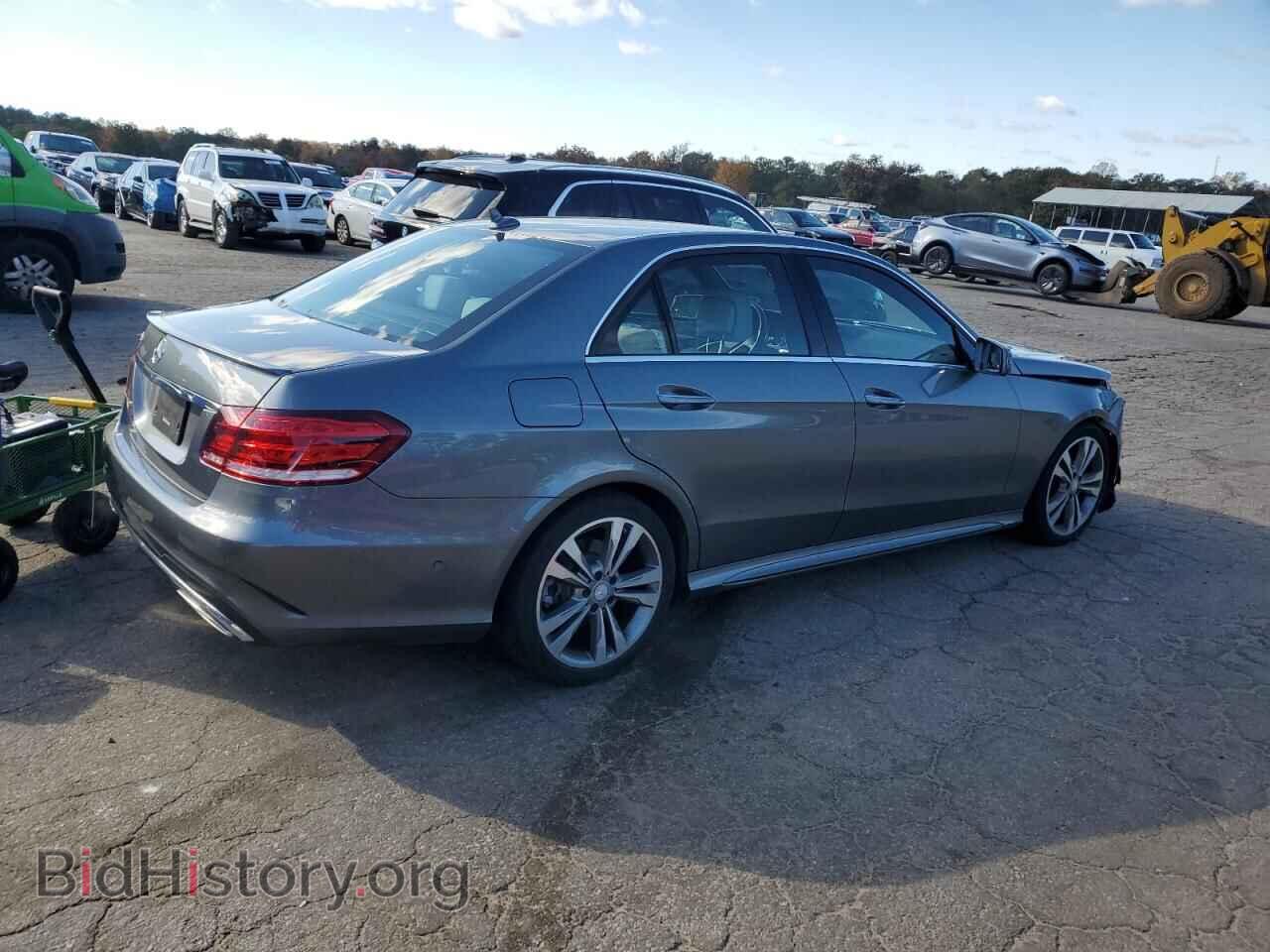 2016 MERCEDES-BENZ E-CLASS - VIN: WDDHF5KB5GB233048 - Фото 3
