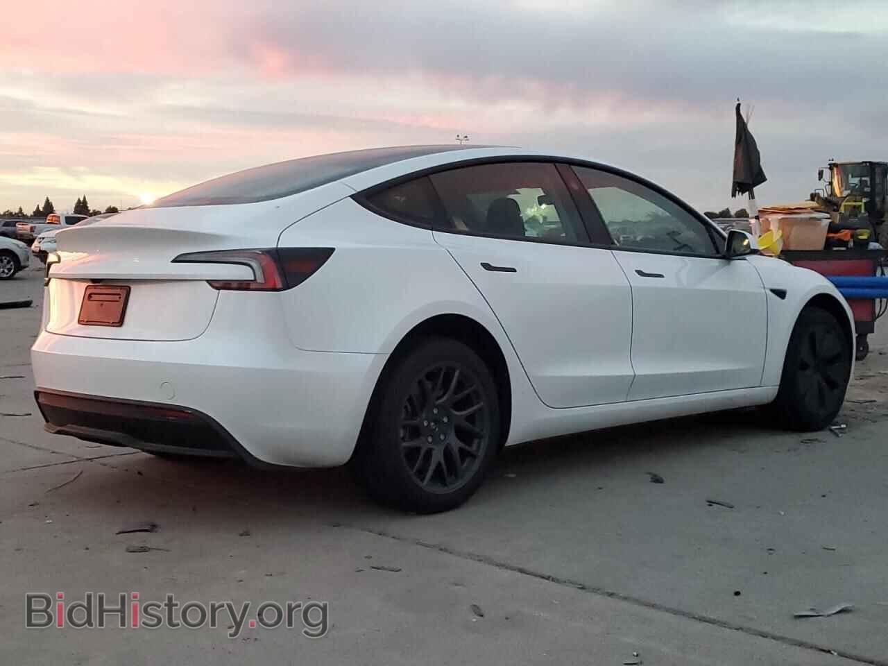 2025 TESLA MODEL 3 - VIN: 5YJ3E1EA0SF043361 - Photo 3