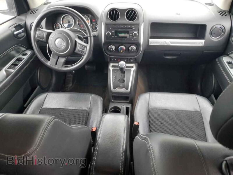 2014 Jeep COMPASS (VIN 1C4NJDEB1ED817160) — photo 8 of 13