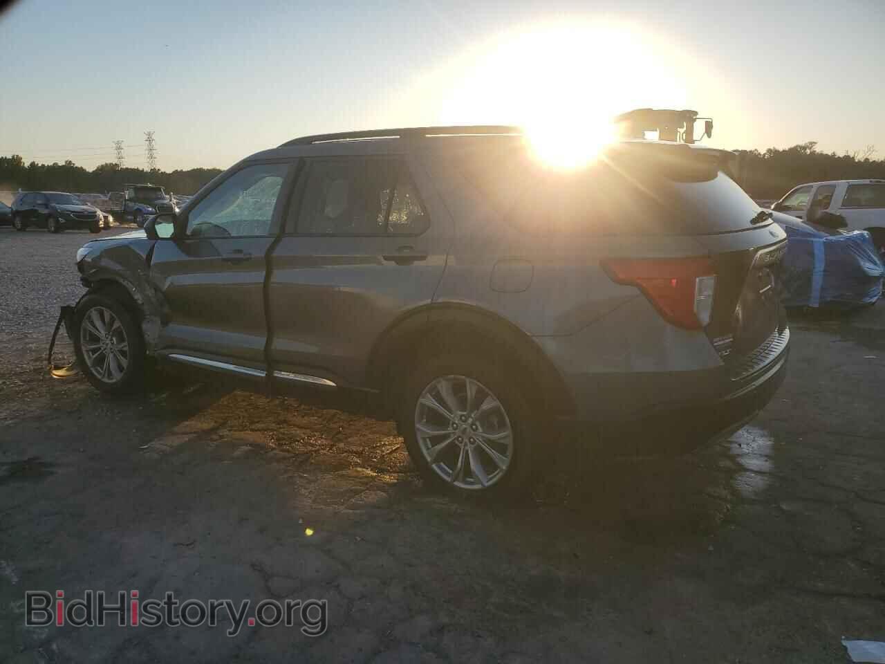 2024 FORD EXPLORER - VIN: 1FMSK7DH1RGA10886 - Photo 2