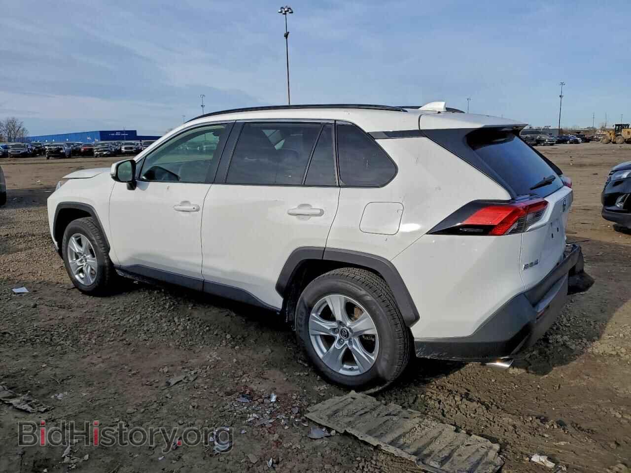 2019 TOYOTA RAV4 - VIN: JTMP1RFV1KD513918 - Фото 2