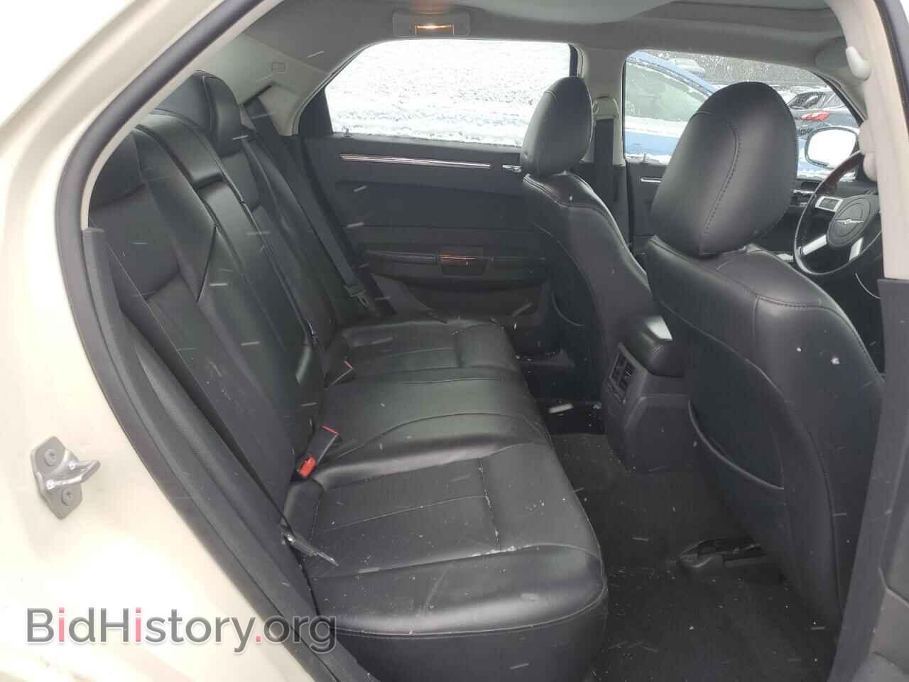 2010 CHRYSLER 300 - VIN: 2C3CA3CV0AH140263 - Фото 10