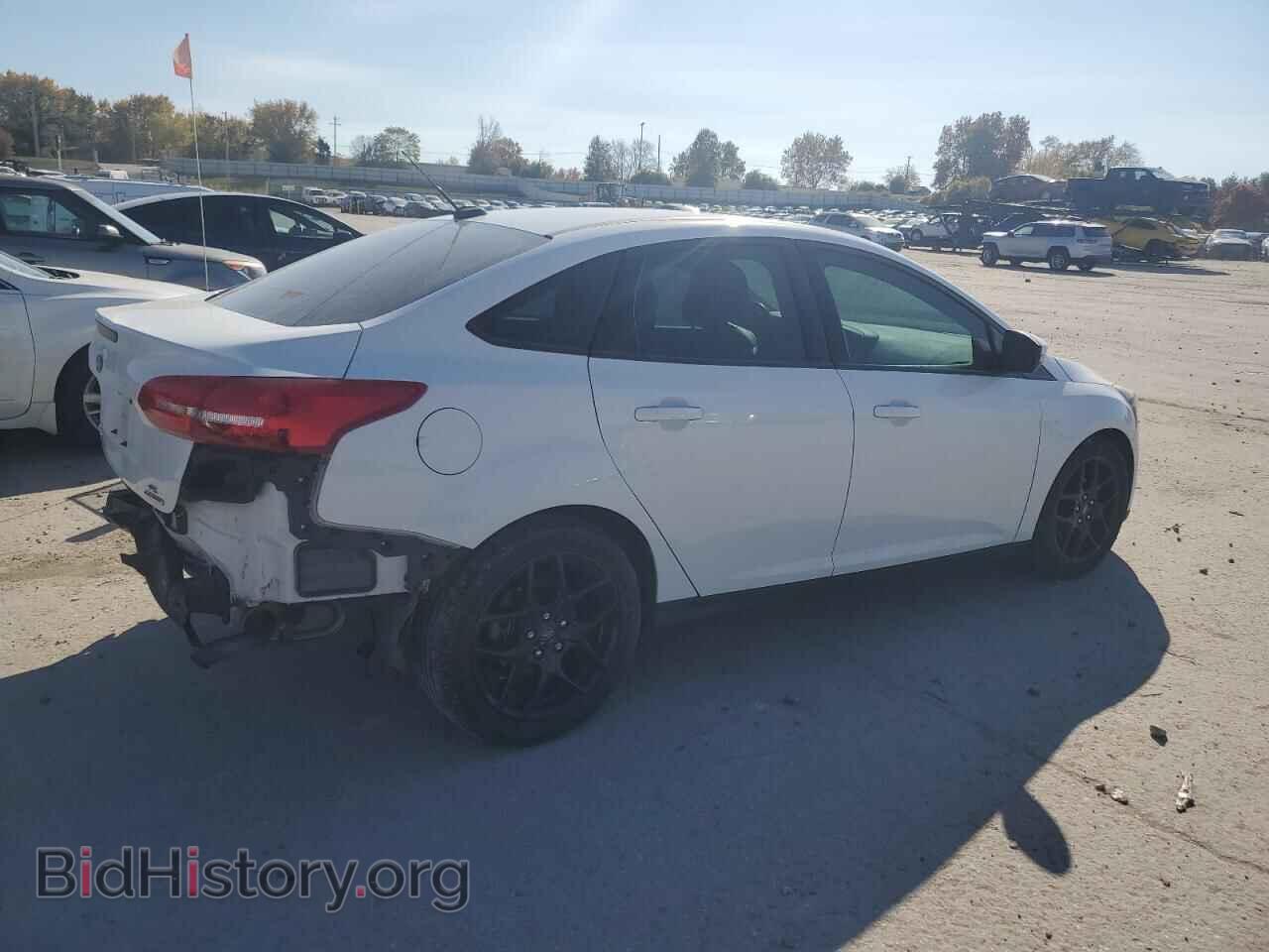 2016 FORD FOCUS - VIN: 1FADP3F24GL299000 - Фото 3