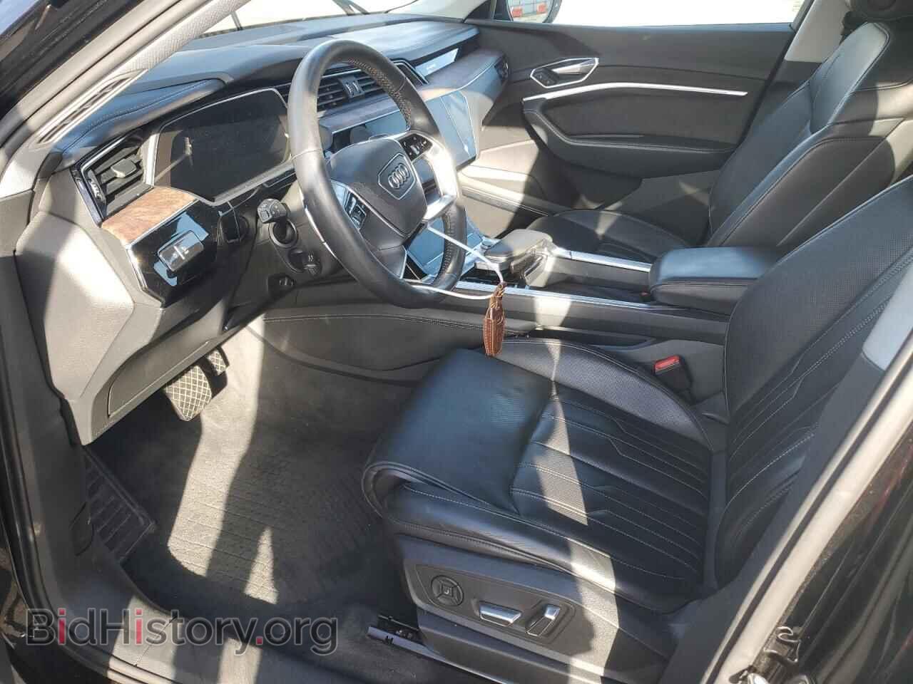 2019 AUDI E-TRON - VIN: WA1VAAGE4KB017024 - Фото 7