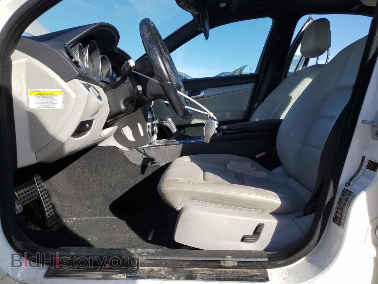 2014 MERCEDES-BENZ C-CLASS - VIN: WDDGF4HB9EA936717 - Фото 7