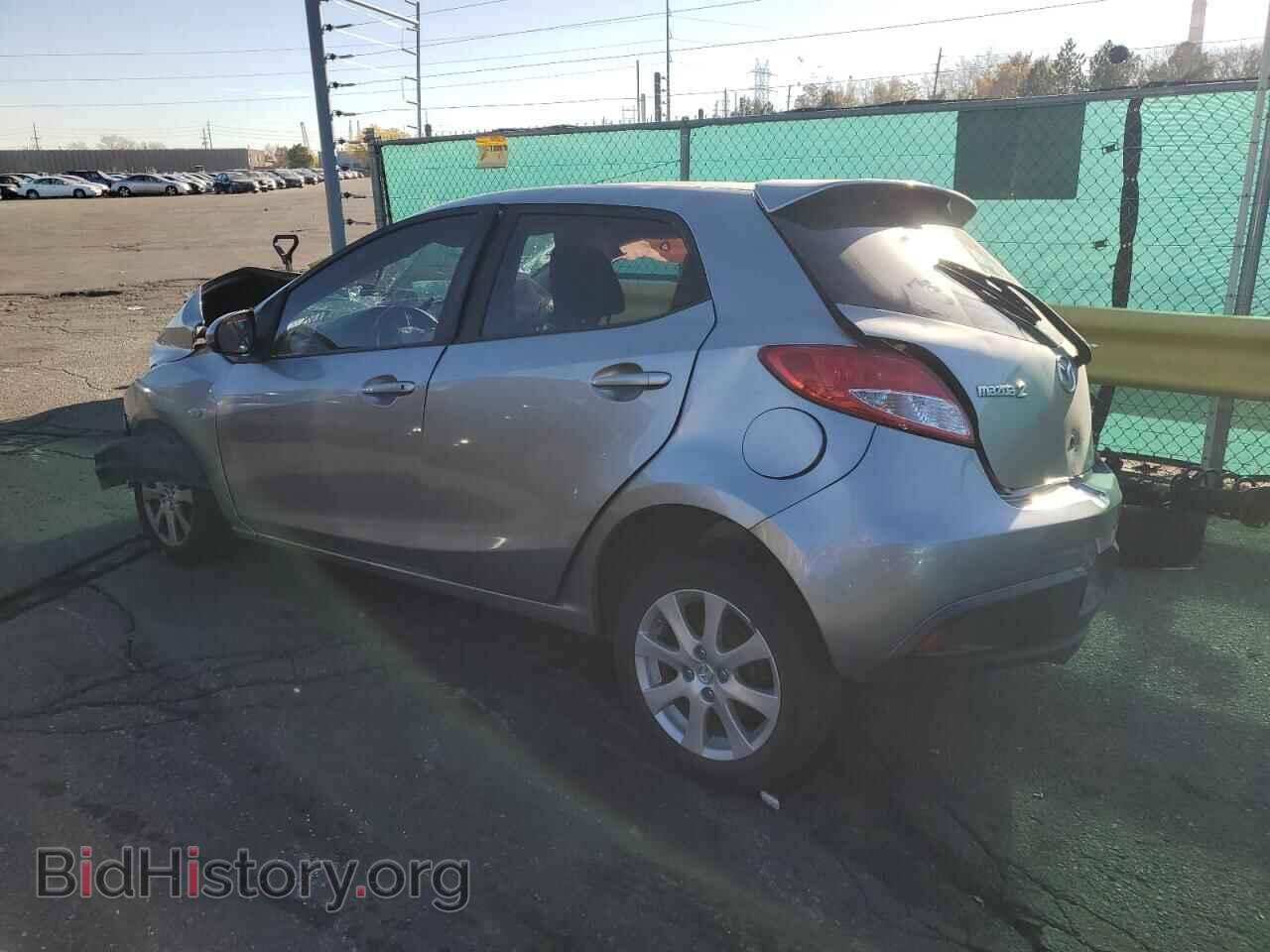 2011 MAZDA 2 - VIN: JM1DE1HY4B0123211 - Photo 2