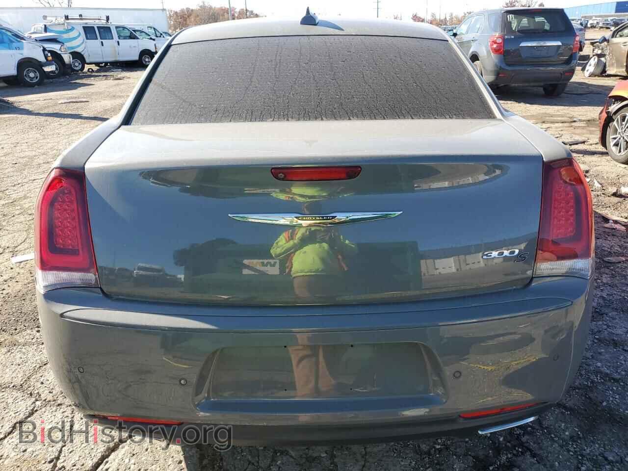 2017 CHRYSLER 300 - VIN: 2C3CCABG2HH647113 - Фото 6