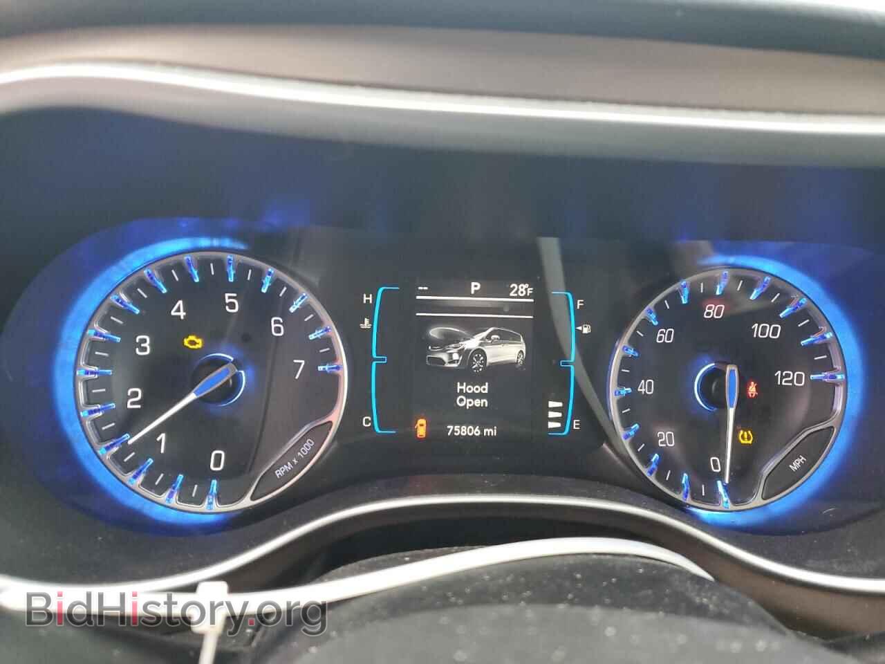 2018 CHRYSLER PACIFICA - VIN: 2C4RC1BG0JR100413 - Photo 9