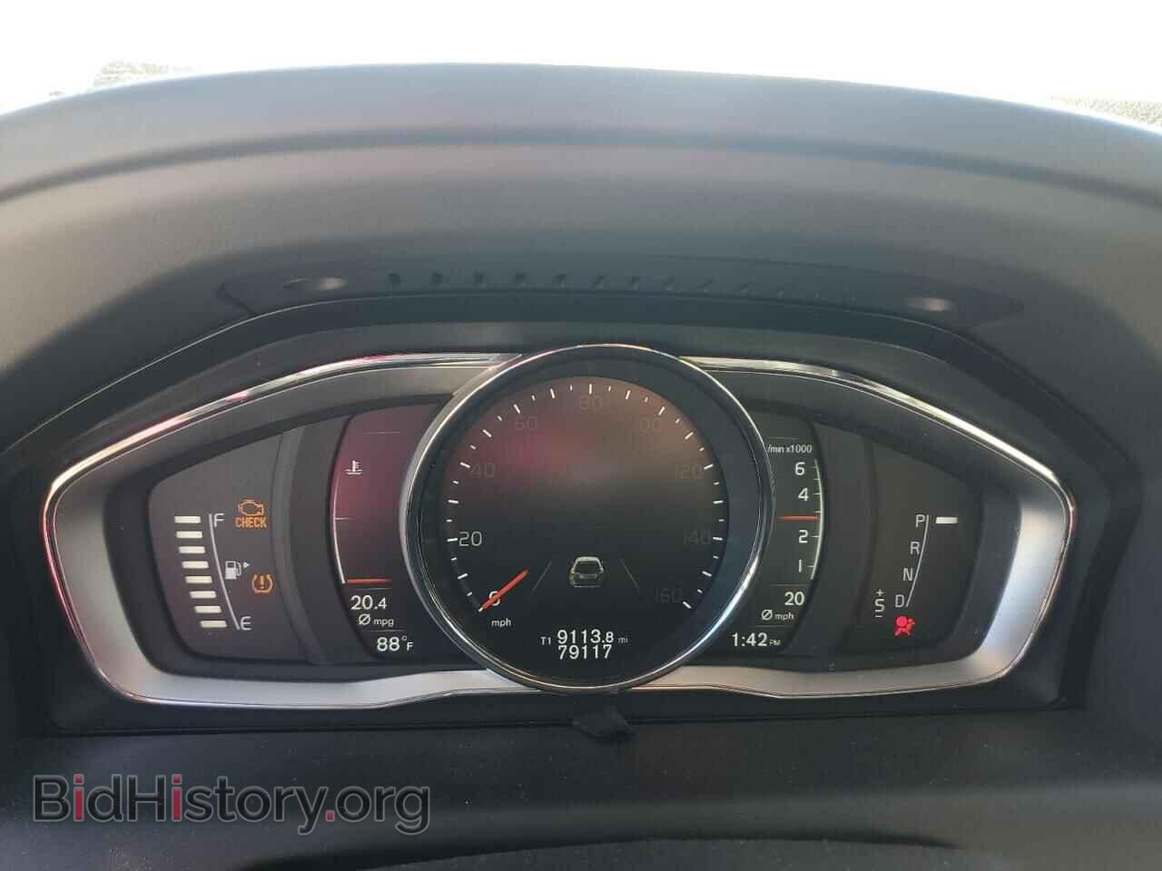 2017 VOLVO XC60 - VIN: YV440MDR6H2065031 - Фото 9