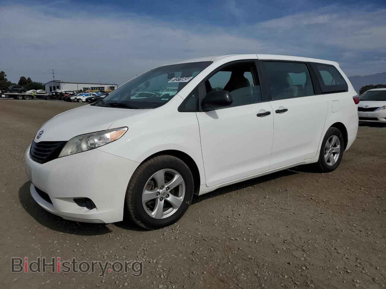 Photo 5TDZZ3DC5HS818108 - TOYOTA All Models 2017