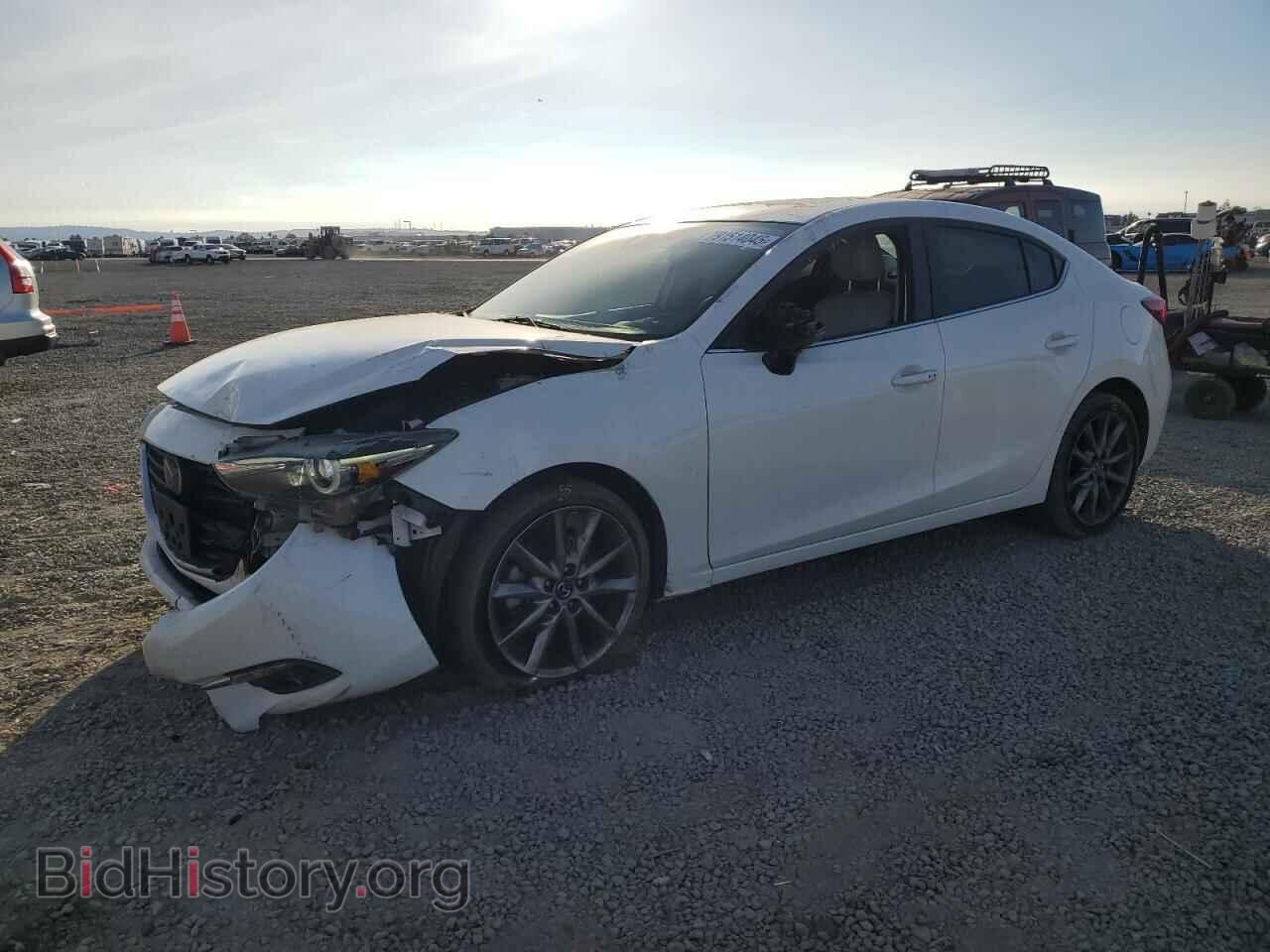 Фотография 3MZBN1W39JM256344 - MAZDA 3 2018