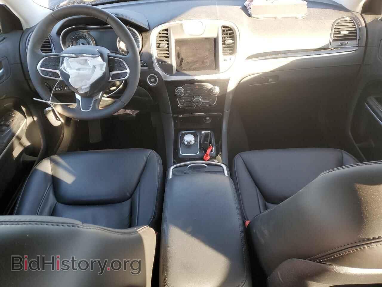 2023 CHRYSLER 300 - VIN: 2C3CCASGXPH707220 - Фото 8