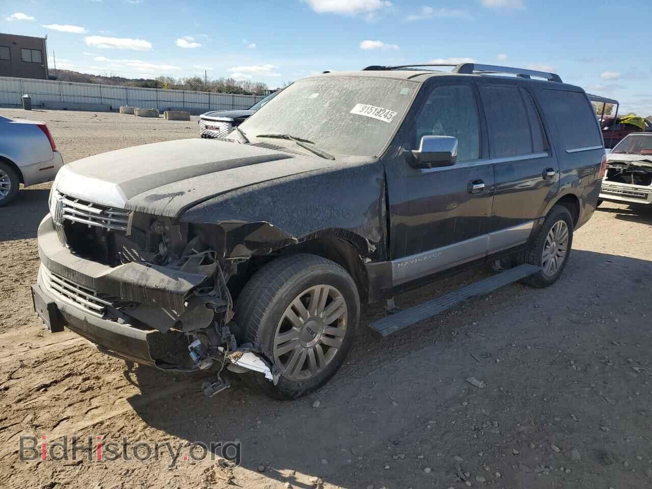 Photo 5LMJJ2J51BEJ06642 - LINCOLN NAVIGATOR 2011