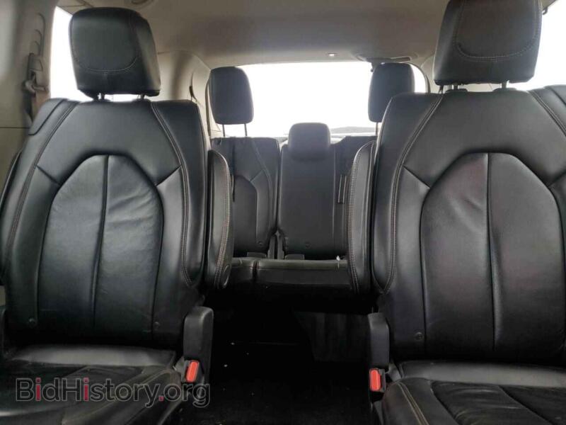 2017 Chrysler PACIFICA (VIN 2C4RC1BG2HR621546) — фото 10 из 13