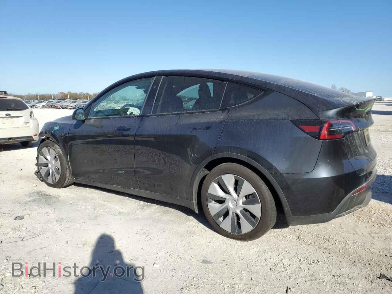 2024 TESLA MODEL Y - VIN: 7SAYGAEE9RF070204 - Фото 2