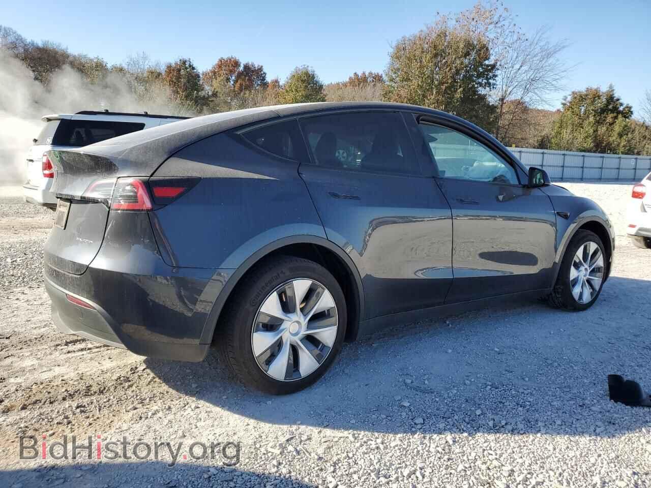 2024 TESLA MODEL Y - VIN: 7SAYGAEE9RF070204 - Фото 3