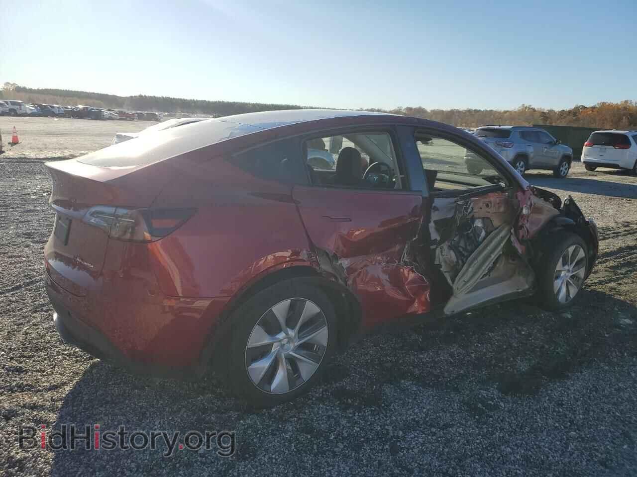 2024 TESLA MODEL Y - VIN: 7SAYGDEE6RA237018 - Фото 3