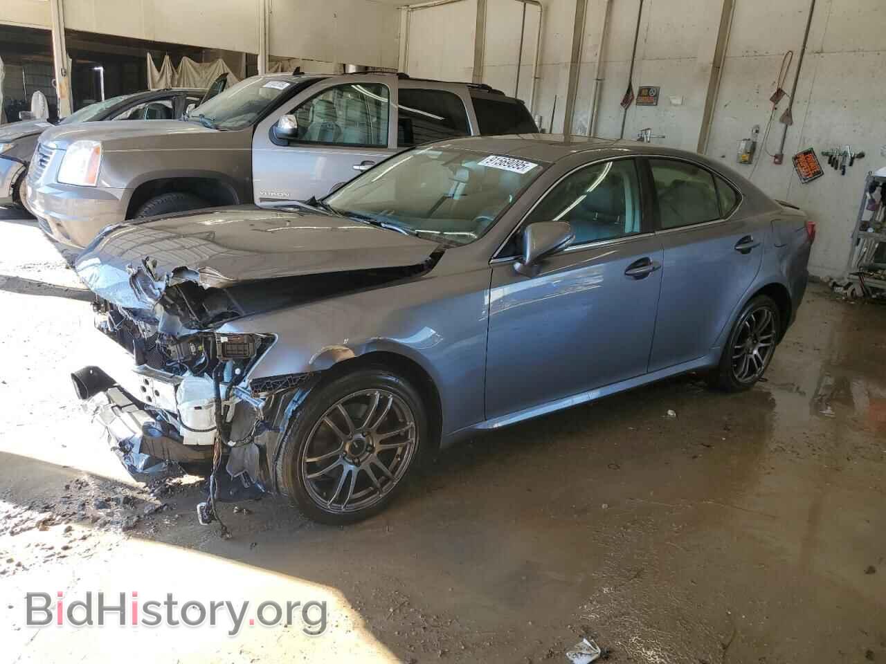 Photo JTHCF5C23C5058308 - LEXUS IS 2012