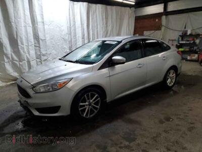 2015 Ford FOCUS SE, серебристый — VIN 1FADP3F21FL205654, Copart