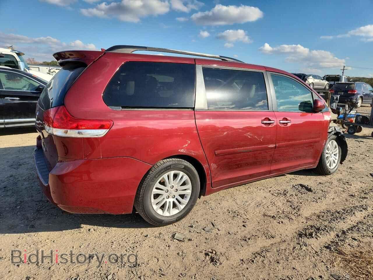 2011 TOYOTA All Models - VIN: 5TDYK3DC2BS143874 - Фото 3
