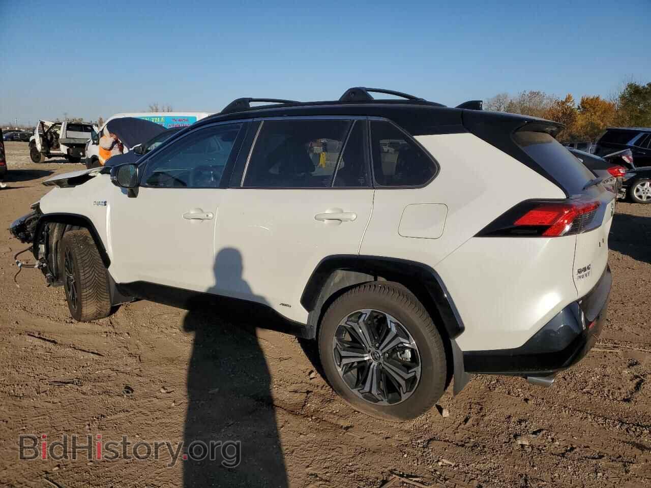 2021 TOYOTA RAV4 - VIN: JTMFB3FV3MD047076 - Фото 2