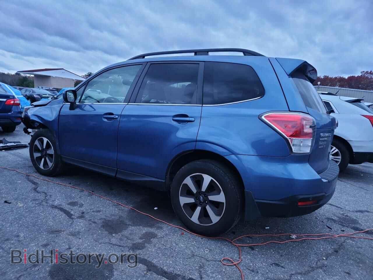 2017 SUBARU FORESTER - VIN: JF2SJARC7HH553509 - Фото 2