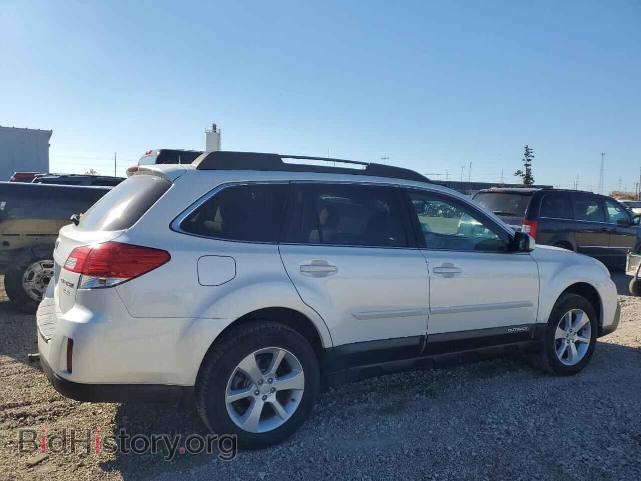 2014 SUBARU OUTBACK - VIN: 4S4BRBCC9E3236034 - Фото 3