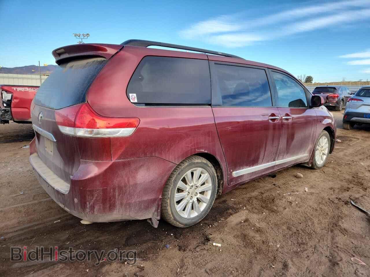 2012 TOYOTA All Models - VIN: 5TDYK3DC1CS204066 - Фото 3