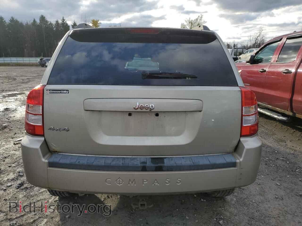 2010 JEEP COMPASS - VIN: 1J4NF4FB0AD512866 - Photo 6