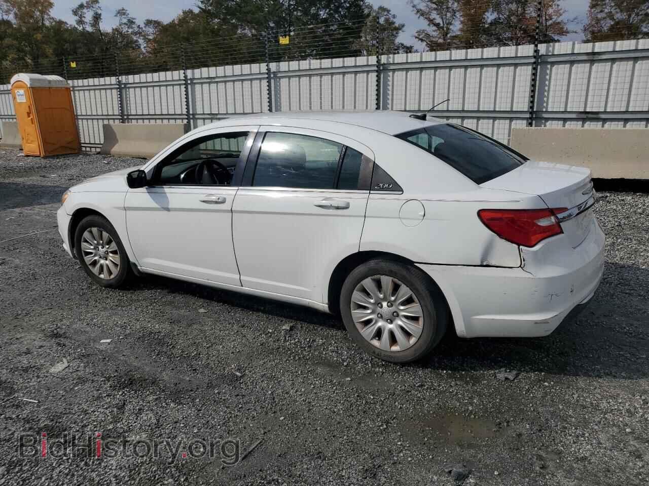 2013 CHRYSLER 200 - VIN: 1C3CCBAB6DN606481 - Фото 2
