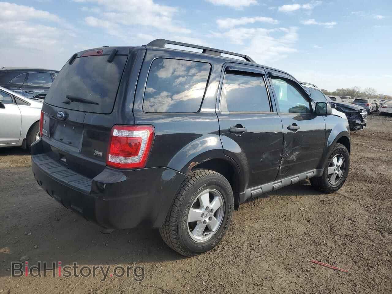 2011 FORD ESCAPE - VIN: 1FMCU9DG3BKC23875 - Фото 3