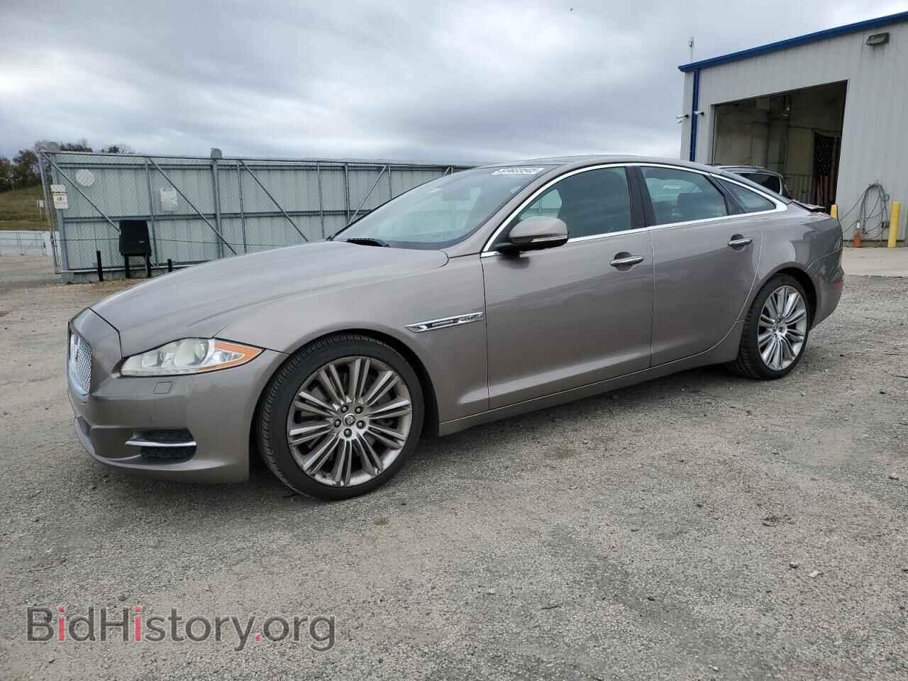 Фотография SAJWA1GEXBMV02879 - JAGUAR XJ 2011